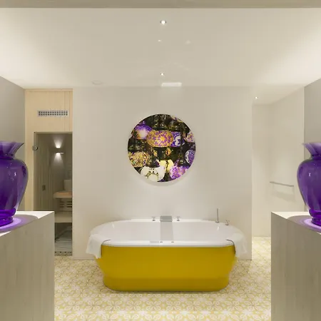 ヴァン デル ヴァルク ロッテルダム ニュアケーク ホテル