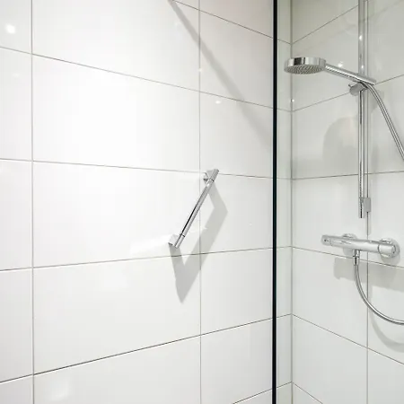 ヴァン デル ヴァルク ロッテルダム ニュアケーク 4*