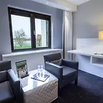 Hotel Der Valk Rotterdam Nieuwerkerk 4*